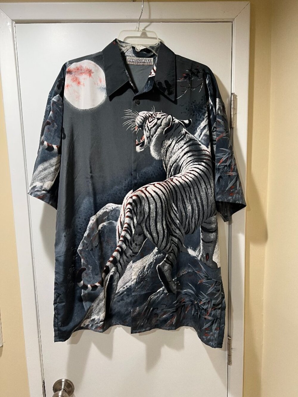 Aloha Shirt - grey and white